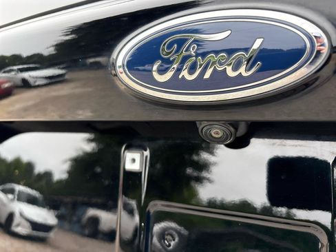 Used 2017 Ford Escape Titanium w/ Equipment Group 301A FWD image 22