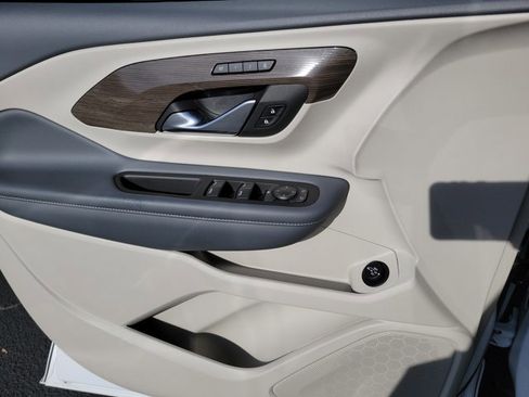 Used 2022 GMC Terrain Denali image 28