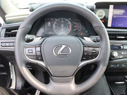 Certified 2024 Lexus ES 350 w/ Premium Package image 16