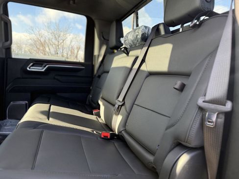New 2026 GMC Sierra 2500 Denali image 14
