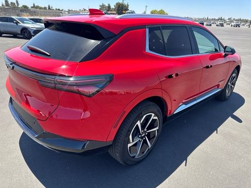 Used 2024 Chevrolet Equinox EV LT w/ LPO, Blackout Package FWD image 28