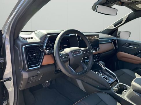 New 2026 GMC Canyon AT4 image 27