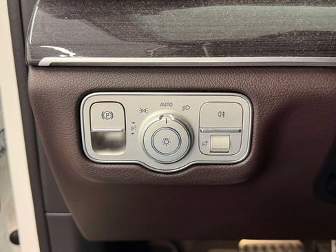 Certified 2023 Mercedes-Benz GLS 450 4MATIC image 20