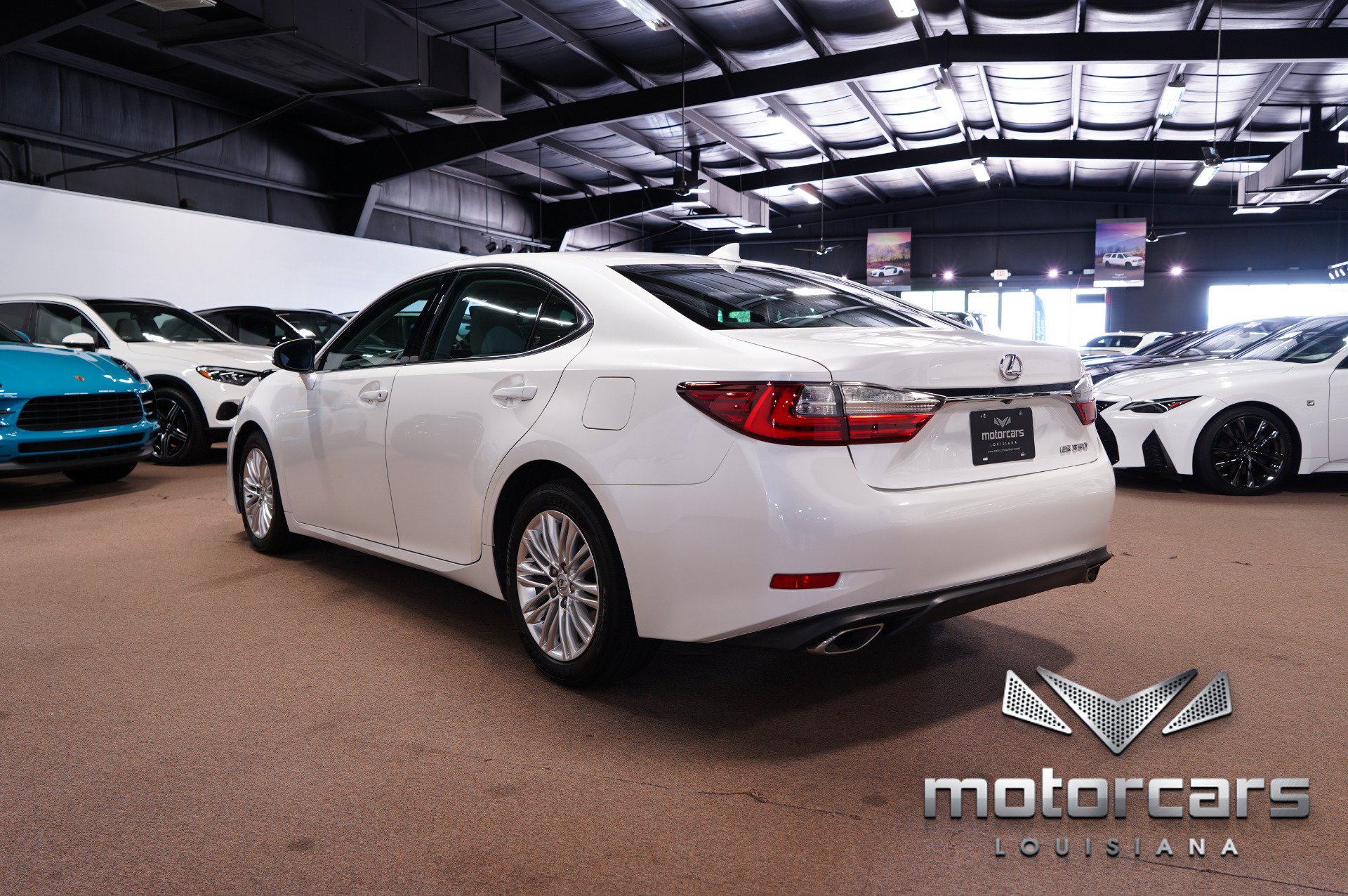 Used 2016 Lexus ES 350 w/ Accessory Package FWD image 5