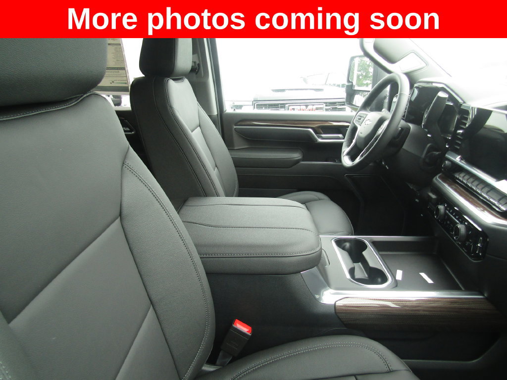 New 2026 Chevrolet Silverado 2500 LT w/ Z71 Chrome Sport Edition AWD/4WD image 11