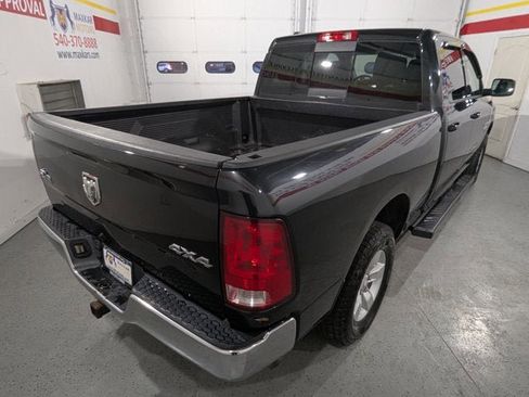Used 2019 RAM 1500 Classic SLT image 7