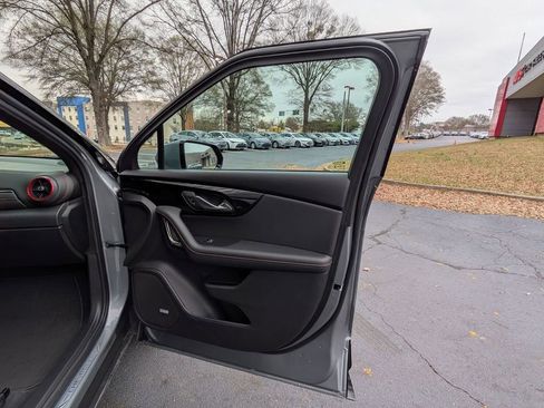 Used 2025 Chevrolet Blazer RS image 26