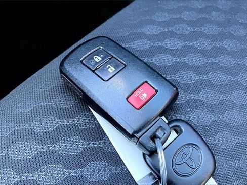 Used 2023 Toyota Tacoma SR5 image 11