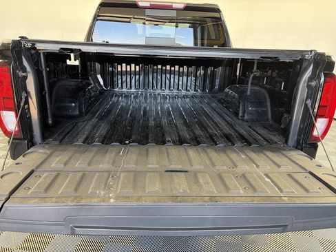 Used 2021 GMC Sierra 1500 Elevation w/ Preferred Package AWD/4WD image 14