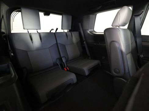 Used 2026 Lexus GX 550 w/ Accessory Package (31) AWD/4WD image 12