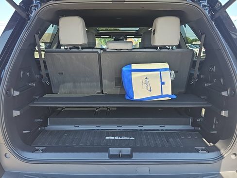 Used 2025 Toyota Sequoia Limited AWD/4WD image 41