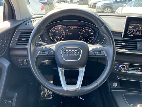 Used 2020 Audi Q5 e Premium w/ Convenience Package image 39