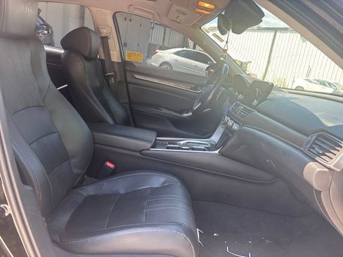 Used 2018 Honda Accord EX-L image 15