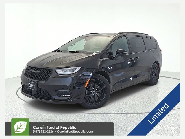 Used 2025 Chrysler Pacifica Limited FWD 360° Tour