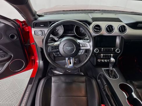 Used 2022 Ford Mustang Premium RWD image 21