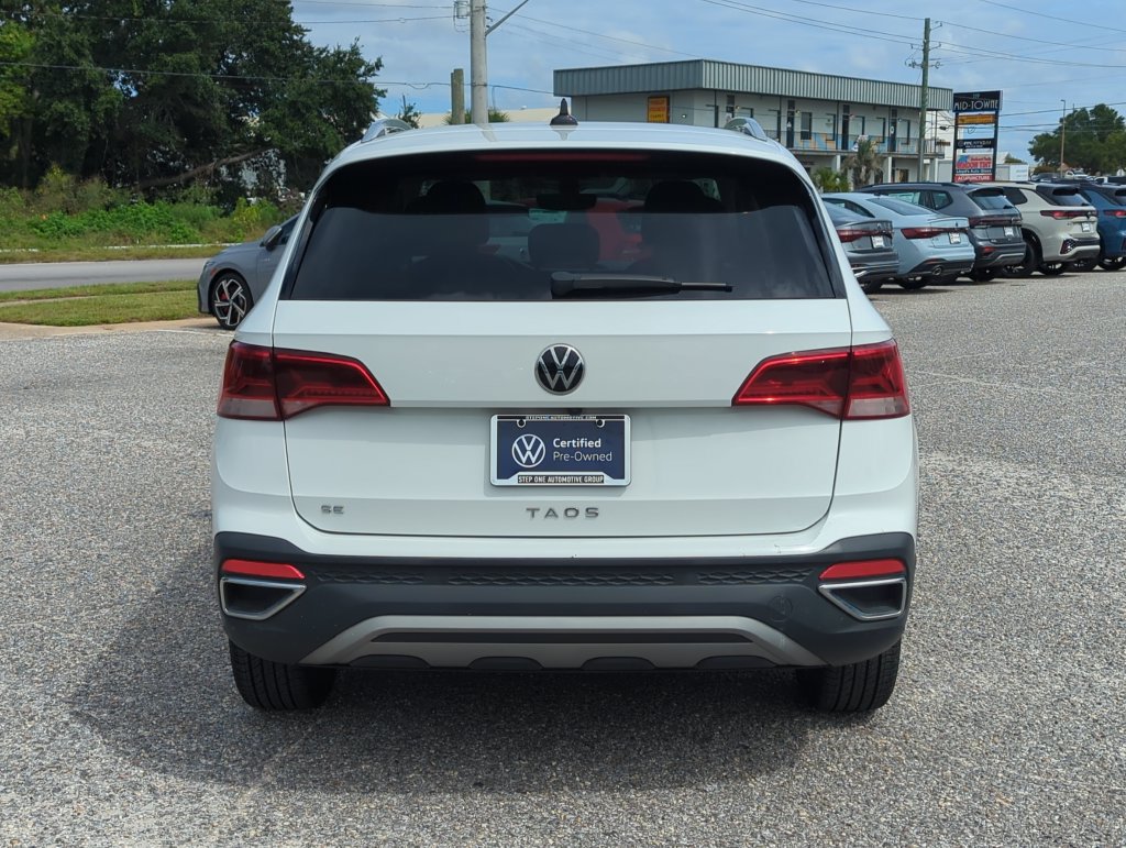 Used 2023 Volkswagen Taos SE FWD image 6