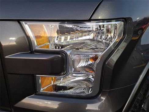 Used 2016 Ford F150 XLT w/ Equipment Group 302A Luxury image 14