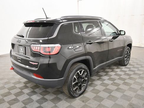 Used 2020 Jeep Compass Trailhawk image 8
