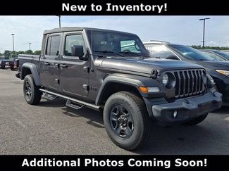 Used 2021 Jeep Gladiator Sport w/ Trailer Tow Package AWD/4WD video 1