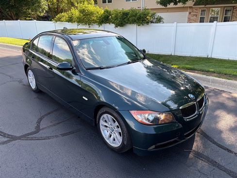 Used 2007 BMW 328i Sedan RWD image 4