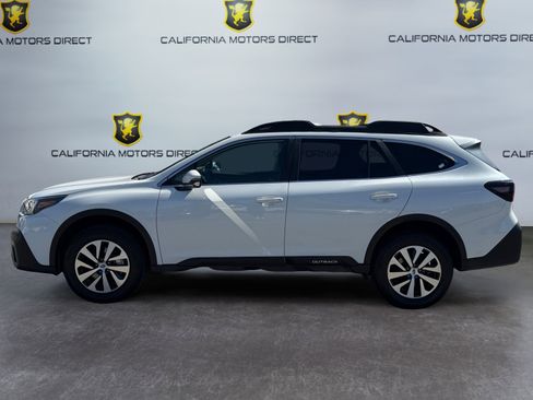 Used 2020 Subaru Outback Premium image 2