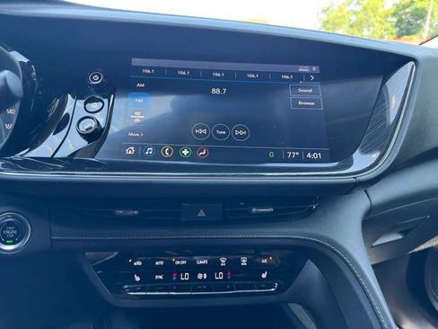 Used 2021 Buick Envision Essence w/ Sport Touring Package AWD/4WD image 16