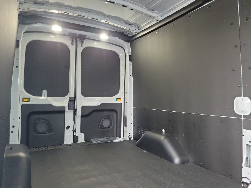 New 2026 Ford Transit 250 148 Medium Roof RWD image 16
