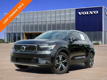 Certified 2025 Volvo XC40 B5 Core