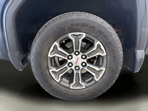 Used 2022 GMC Sierra 1500 SLE image 40