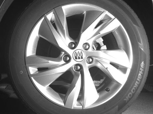 Used 2025 Buick Encore GX Preferred AWD/4WD image 14
