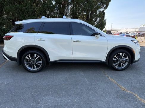 Certified 2025 INFINITI QX60 Luxe w/ Cargo Package image 4