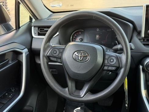 Certified 2025 Toyota RAV4 LE AWD/4WD image 15