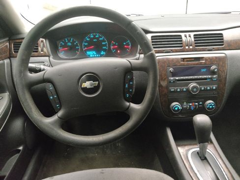 Used 2016 Chevrolet Impala LT image 22