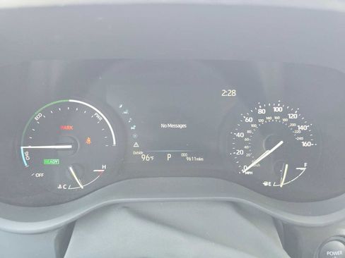 Certified 2025 Toyota Sienna XLE FWD image 27