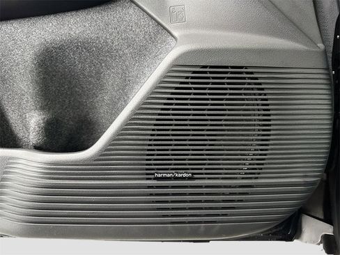 New 2026 Subaru Outback Limited XT image 17