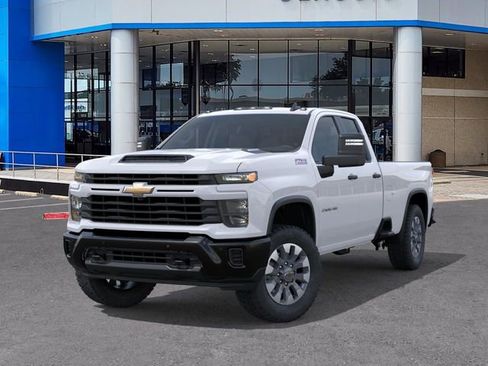 New 2026 Chevrolet Silverado 2500 Custom AWD/4WD image 6