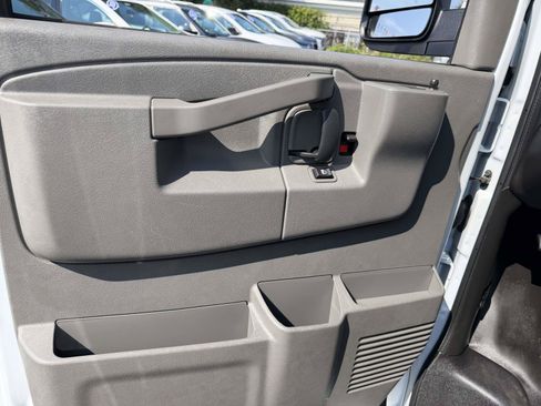 Used 2025 GMC Savana 2500 w/ Driver Convenience Package RWD image 17