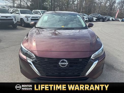 Certified 2025 Nissan Sentra SV image 9