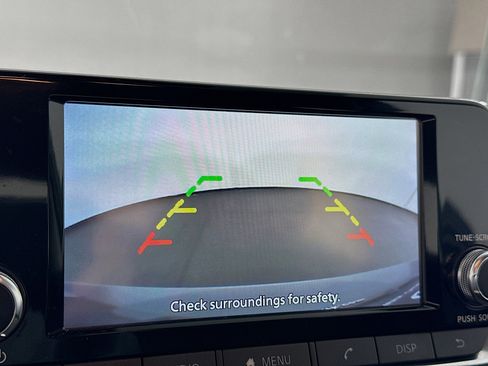 Used 2025 Nissan Sentra S FWD image 22