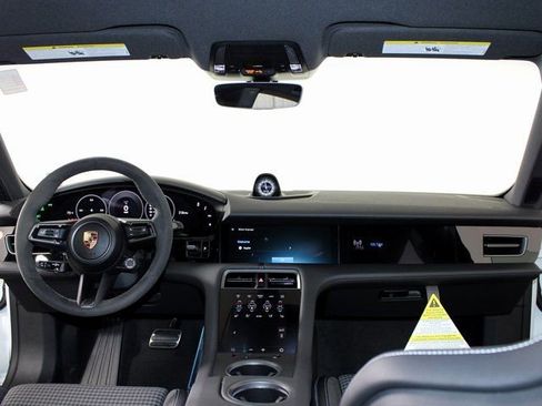 New 2025 Porsche Taycan image 13