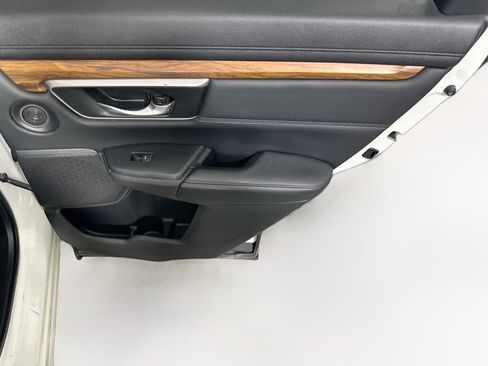 Used 2019 Honda CR-V Touring image 30