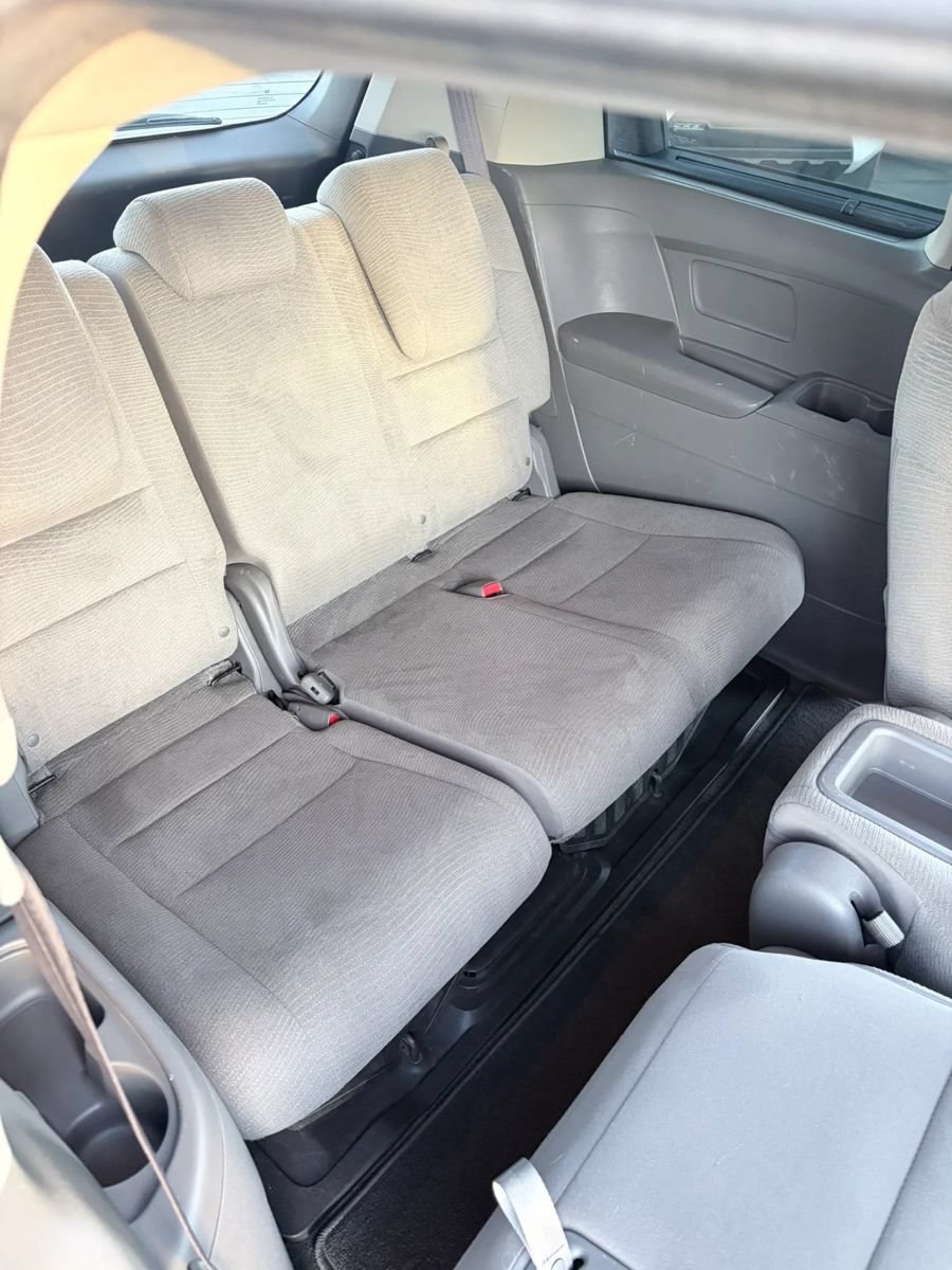 Used 2013 Honda Odyssey EX image 24