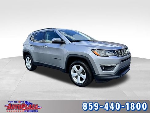 Used 2020 Jeep Compass Latitude FWD image 10