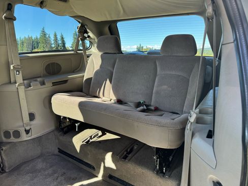 Used 2002 Dodge Grand Caravan Sport image 15