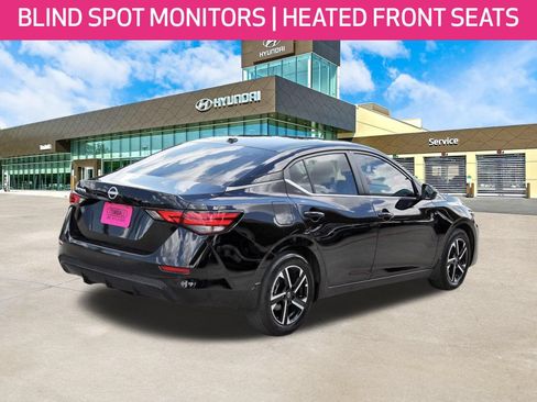 Used 2025 Nissan Sentra SV w/ All-Weather Package FWD image 5