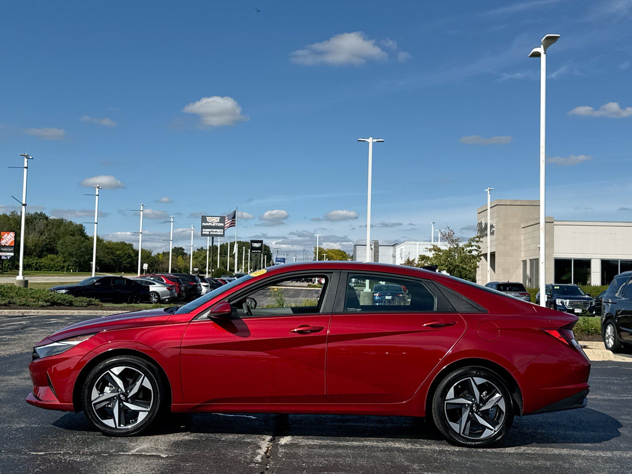 Used 2023 Hyundai Elantra SEL w/ Convenience Package FWD image 4