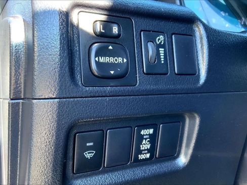 Used 2014 Toyota 4Runner SR5 image 35