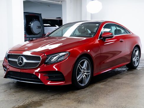 Used 2018 Mercedes-Benz E 400 E 400 image 3