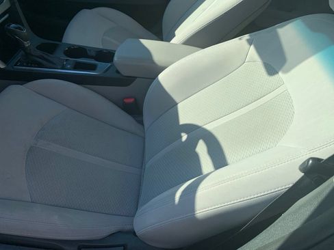 Used 2016 Hyundai Sonata SE FWD image 3