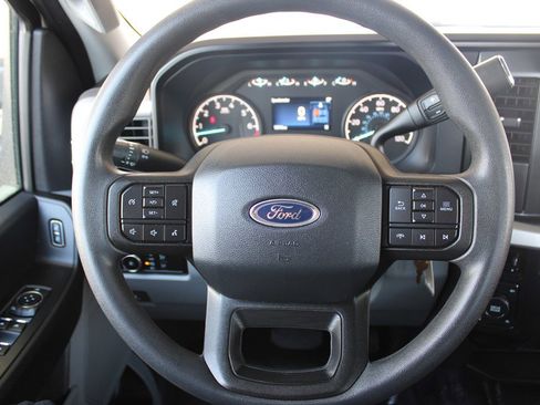 Used 2024 Ford F250 XL w/ XL Chrome Package image 22